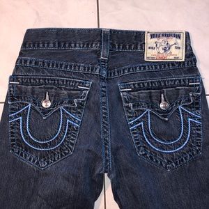 Excellent condition, never worn